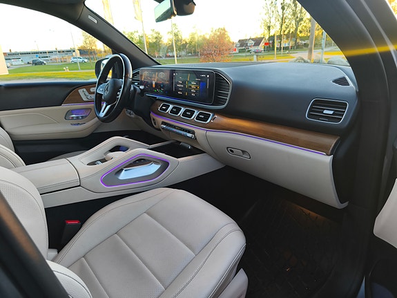 Mercedes-Benz GLE350 de 8 of 27