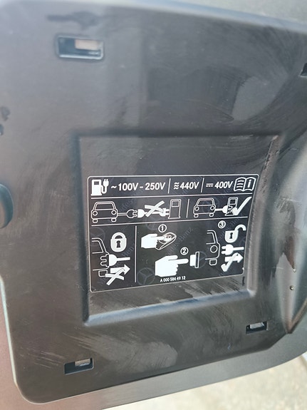 Mercedes-Benz GLE350 de 15 of 27