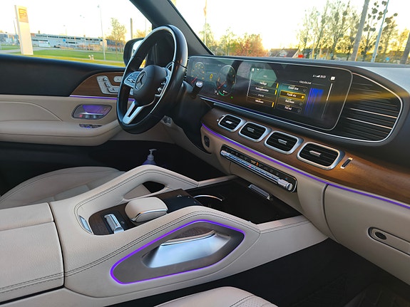 Mercedes-Benz GLE350 de 9 of 27