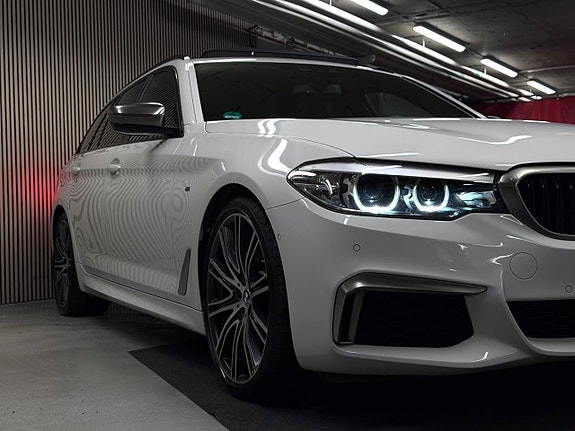 BMW M550d 9 of 30