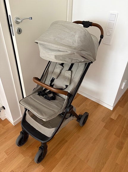 Product image 1 of 6