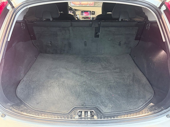 Volvo V60 Cross Country 22 of 22