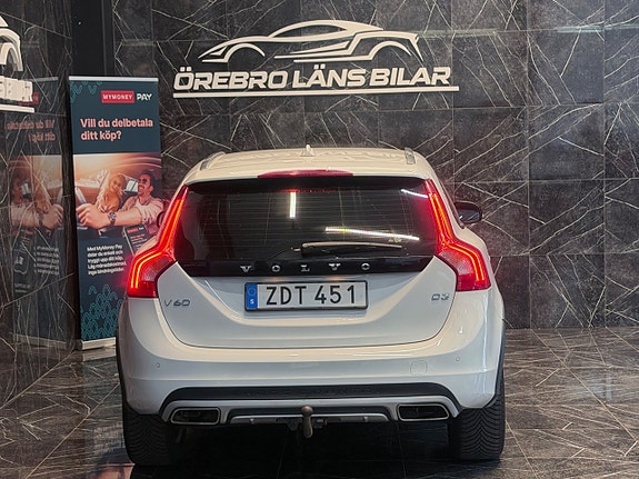 Volvo V60 Cross Country 12 of 22