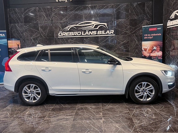 Volvo V60 Cross Country 9 of 22