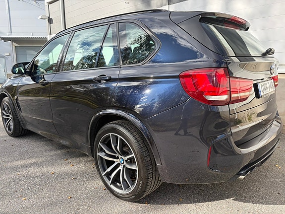 BMW X5 M 4 of 23