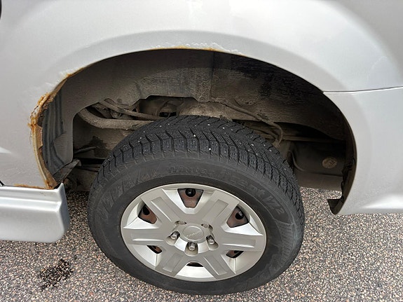 Dodge Grand Caravan 21 of 21