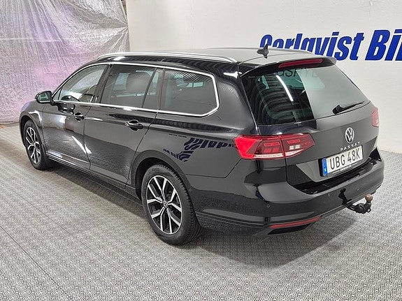 Volkswagen Passat 5 of 11