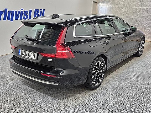 Volvo V60 4 of 11