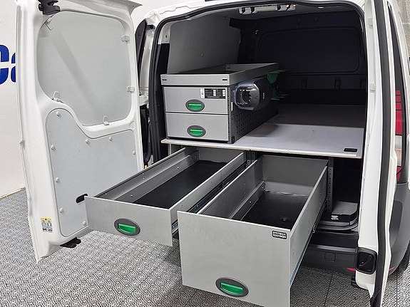 Volkswagen Caddy 8 of 9