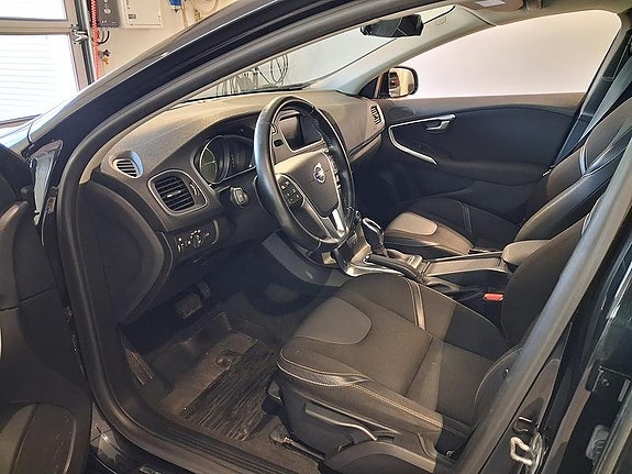 Volvo V40 7 of 7