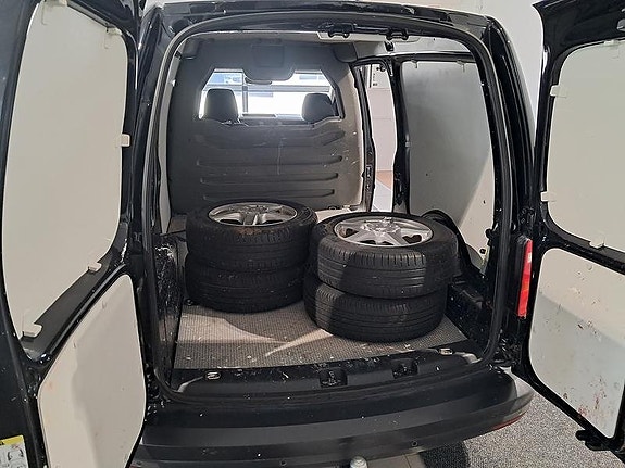 Volkswagen Caddy Maxi 6 of 6