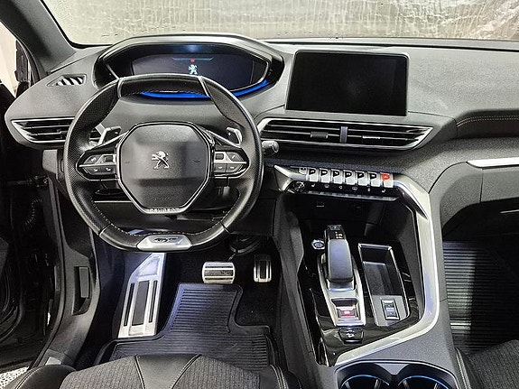 Peugeot 3008 6 of 8