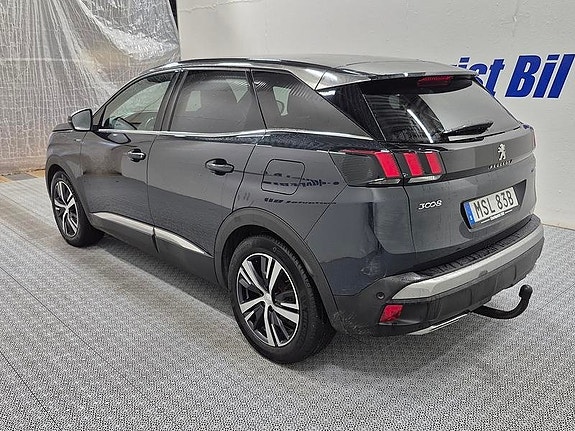Peugeot 3008 3 of 8