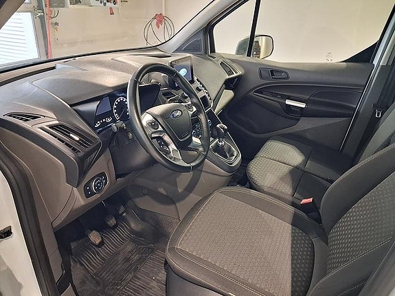 Ford Transit 2 of 4