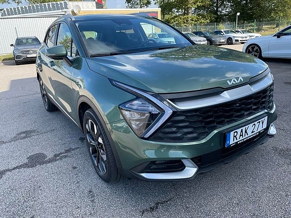 Kia Sportage 2 of 5