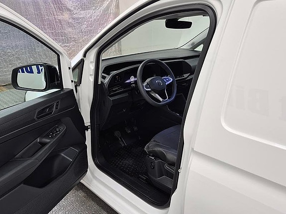 Volkswagen Caddy 2 of 9