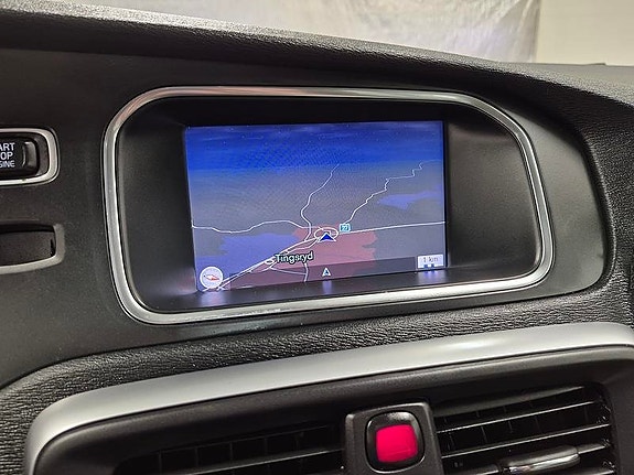 Volvo V40 Cross Country 7 of 10