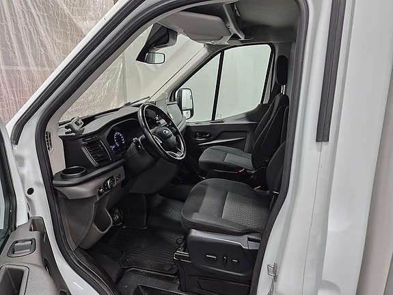 Ford Transit 2 of 14