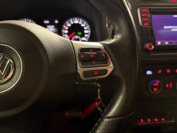 Volkswagen Tiguan 15 of 26