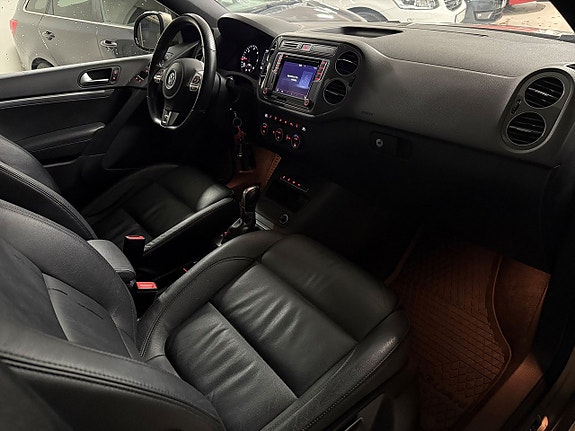 Volkswagen Tiguan 6 of 26