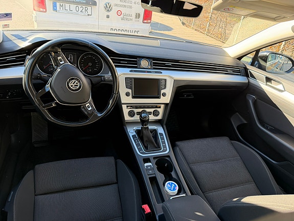 Volkswagen Passat 5 of 5