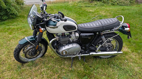 Triumph BONNEVILLE T120 2 of 4