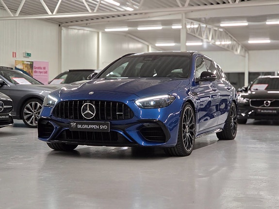 Mercedes-Benz C63 3 of 30