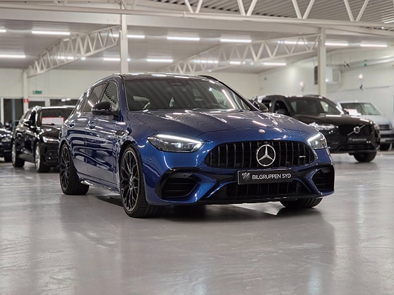 Mercedes-Benz C63 4 of 30