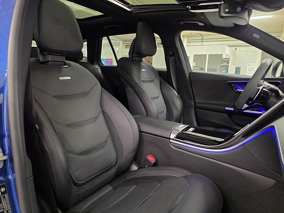 Mercedes-Benz C63 28 of 30