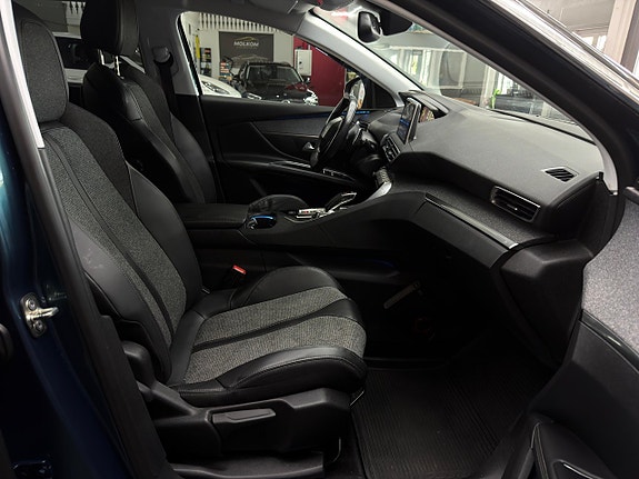 Peugeot 5008 15 of 16