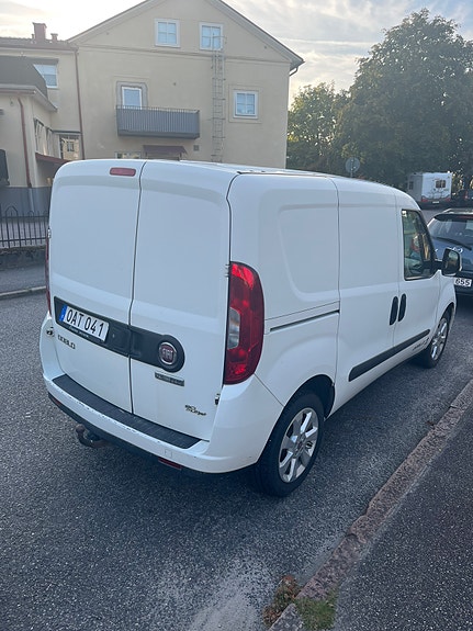 Fiat Doblo 3 of 8