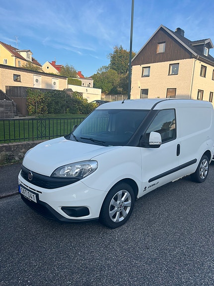 Fiat Doblo 2 of 8