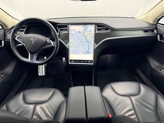 Tesla Model S 14 of 21