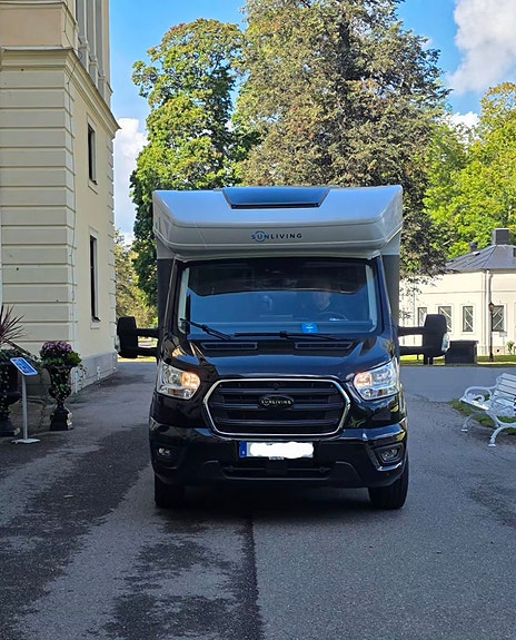 Ford Hyr Sun Living S 75SL 4 of 5