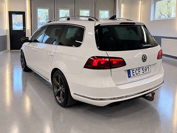 Volkswagen Passat 5 of 14