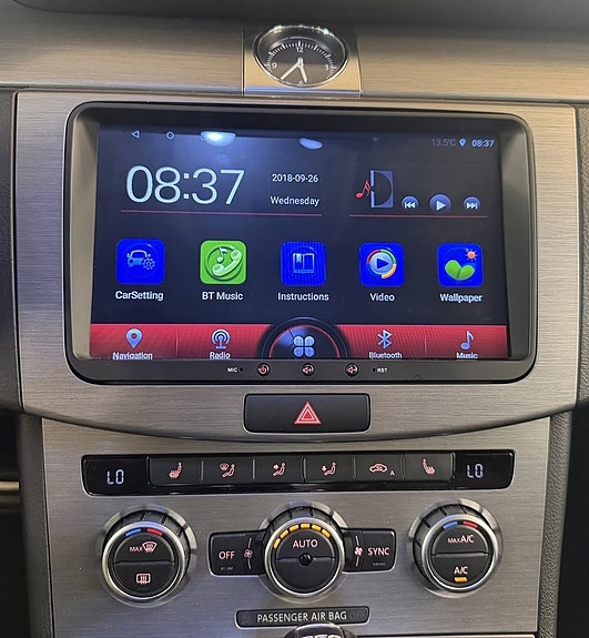 Volkswagen Passat 13 of 14