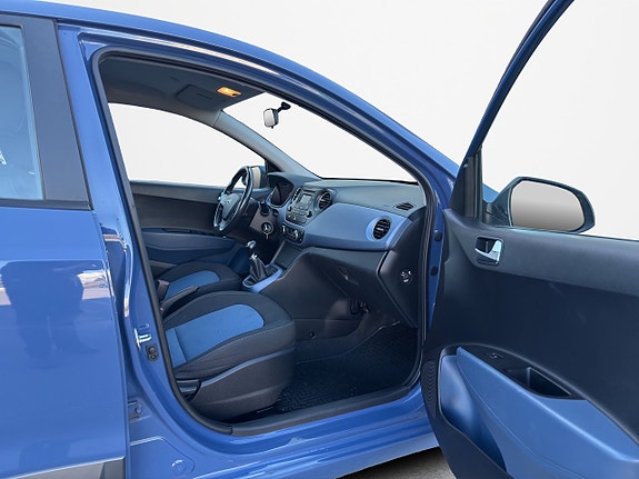 Hyundai i10 13 of 30