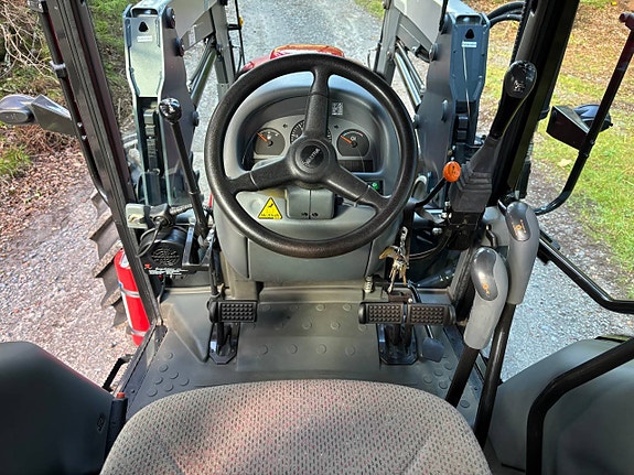 Valtra A72 lastare skogshytt i nyskick 10 of 12