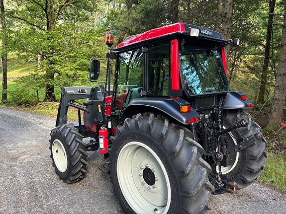 Valtra A72 lastare skogshytt i nyskick 5 of 12