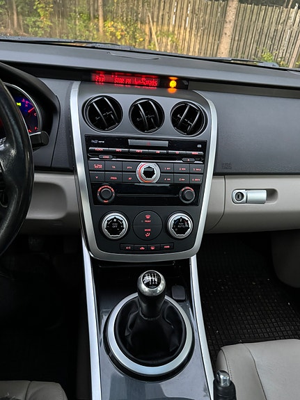 Mazda CX-7 6 of 9