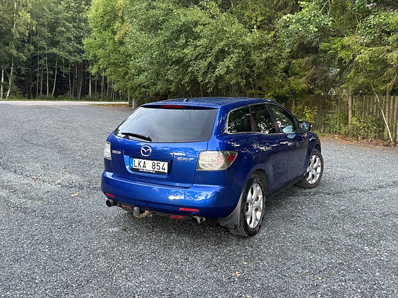 Mazda CX-7 4 of 9