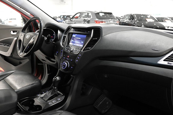 Hyundai Grand Santa Fe 13 of 30