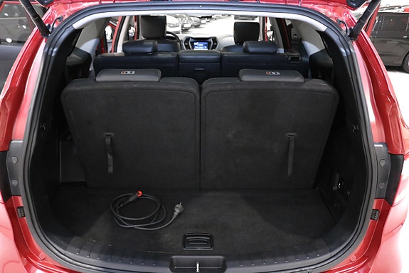 Hyundai Grand Santa Fe 22 of 30