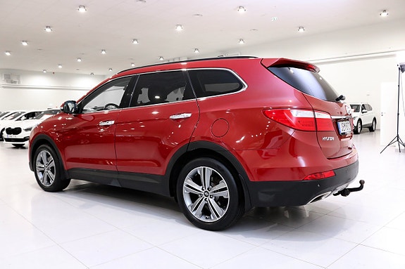 Hyundai Grand Santa Fe 6 of 30