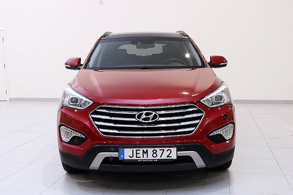 Hyundai Grand Santa Fe 8 of 30