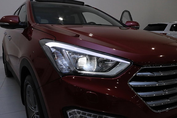 Hyundai Grand Santa Fe 9 of 30