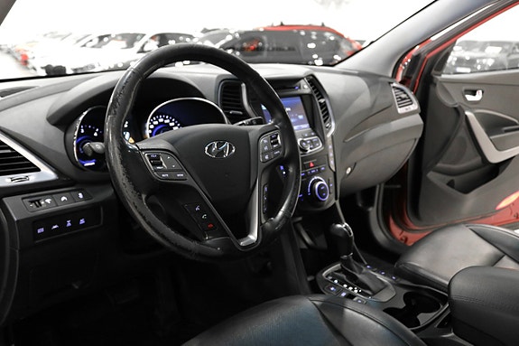 Hyundai Grand Santa Fe 11 of 30