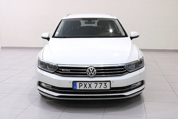 Volkswagen Passat 7 of 28