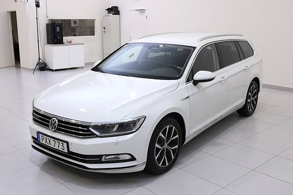 Volkswagen Passat 6 of 28