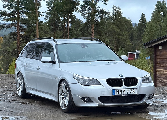 BMW 530xd 2 of 2